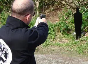 Reglas Basicas de Seguridad en el manejo de Armas
