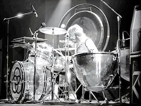 Led Zeppelin