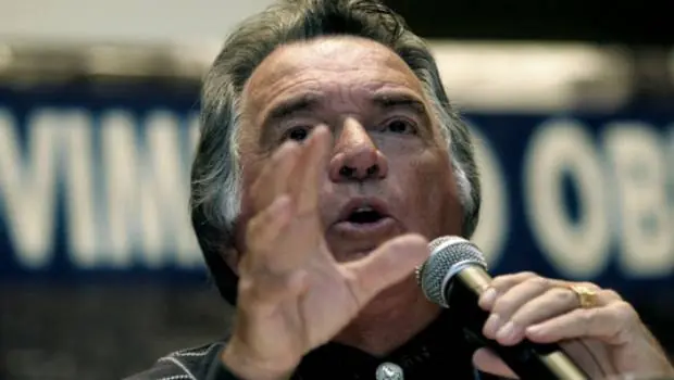 Barrionuevo:fiel a Menem, cerca de Massa y con Moyano