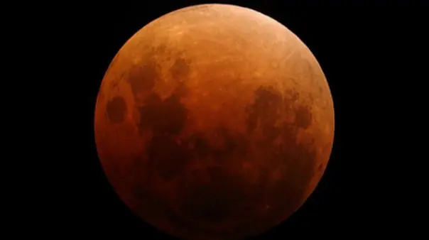 El eclipse lunar "de sangre" se podrá ver este ma