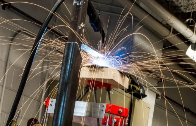 Impresora 3D para metal, barata y de código abierto