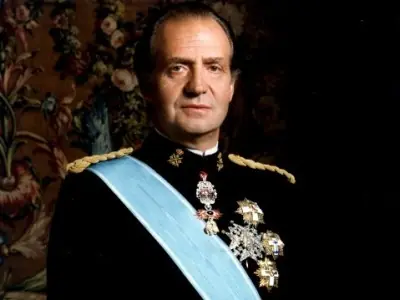 cuanto ganan los politicos