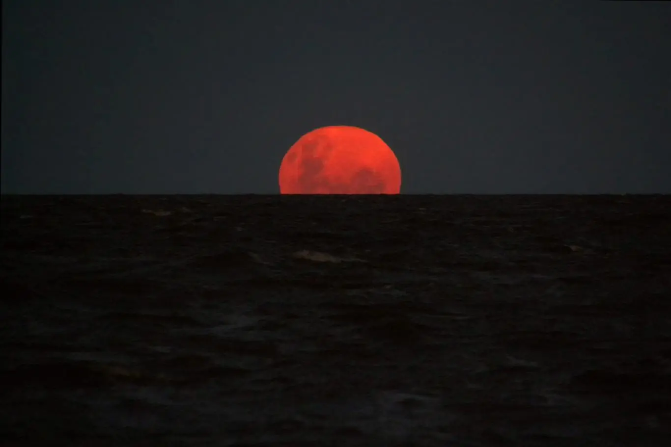 luna roja