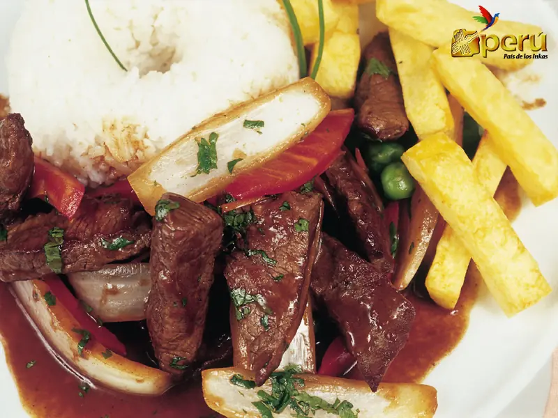 Cómo hacer un buen Lomo Saltado Peruano facilito!!