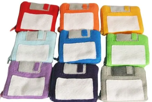 El encarta, el mouse de bolita, los disquetes (Nostalgia al