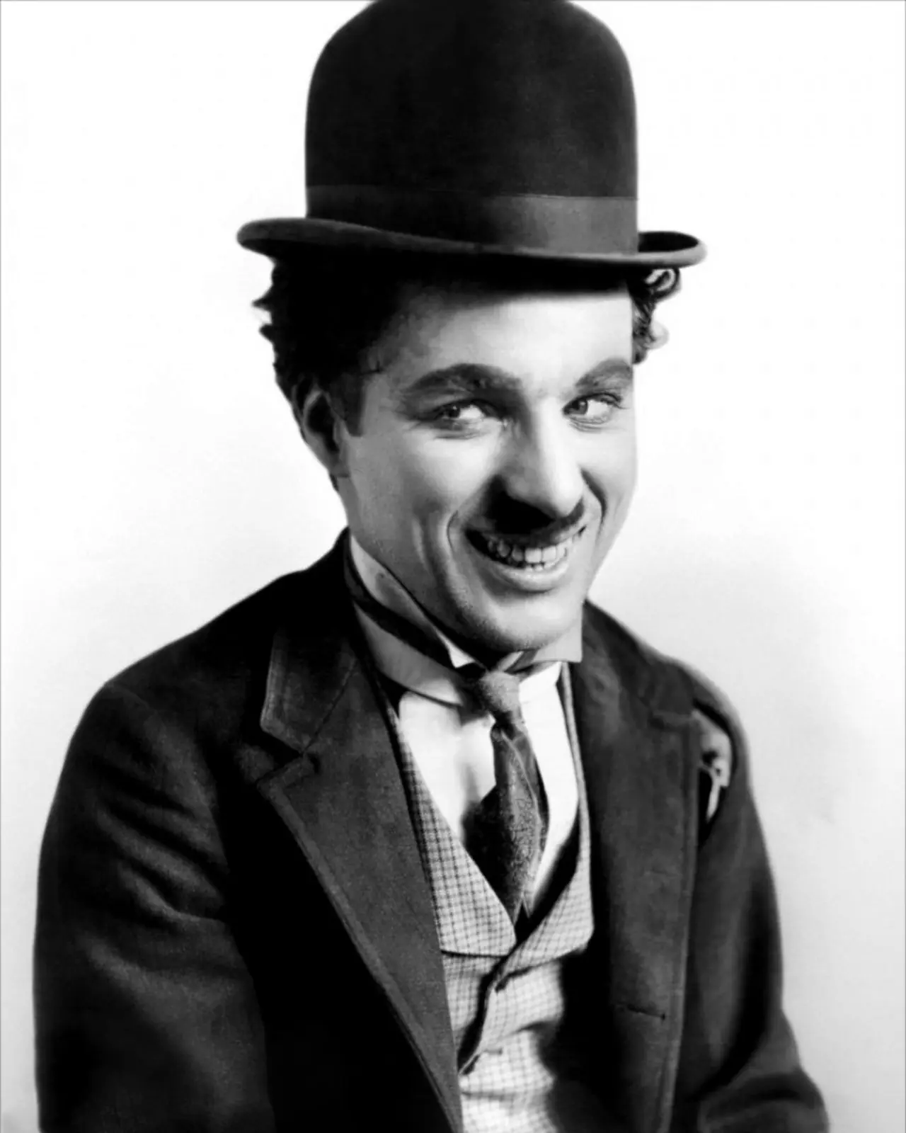 Chaplin: Marioneta y dibujo hechos por mi