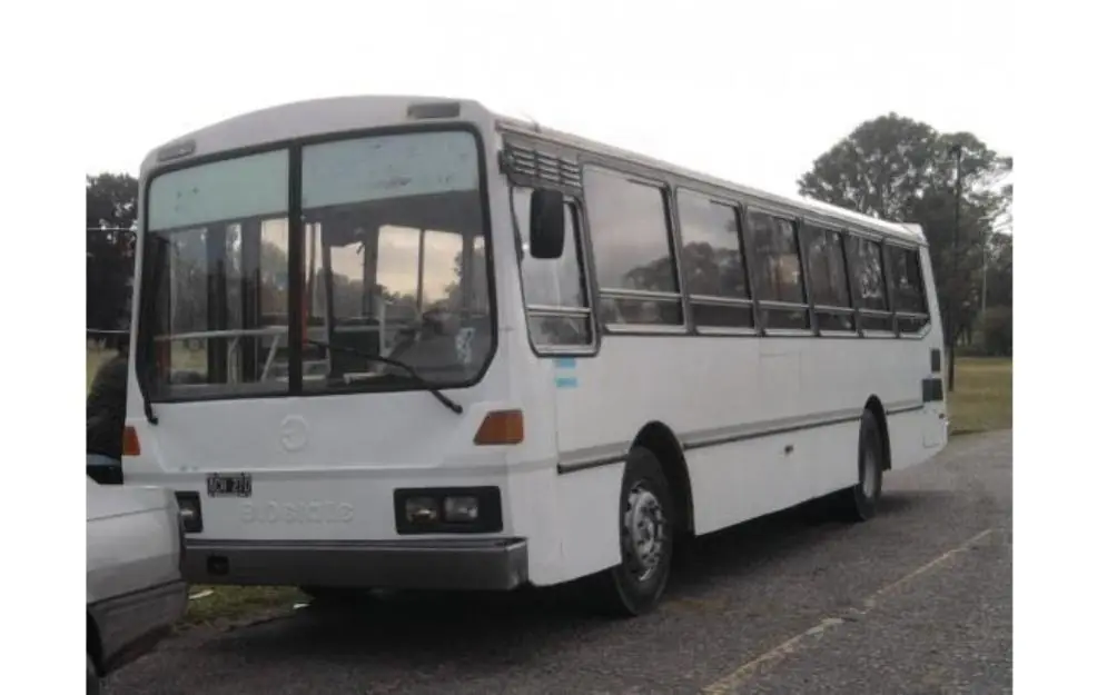 Esperando el colectivo (Cuento Propio)