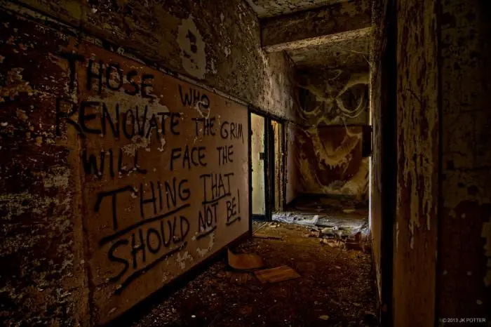 Arte Oscuro Jeffrey knght potter (digital)