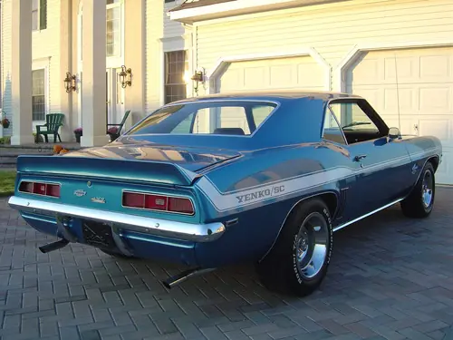 v8