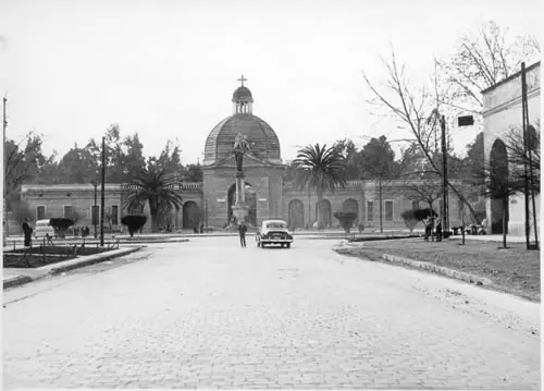 Cementerio general de santiago, leyendas