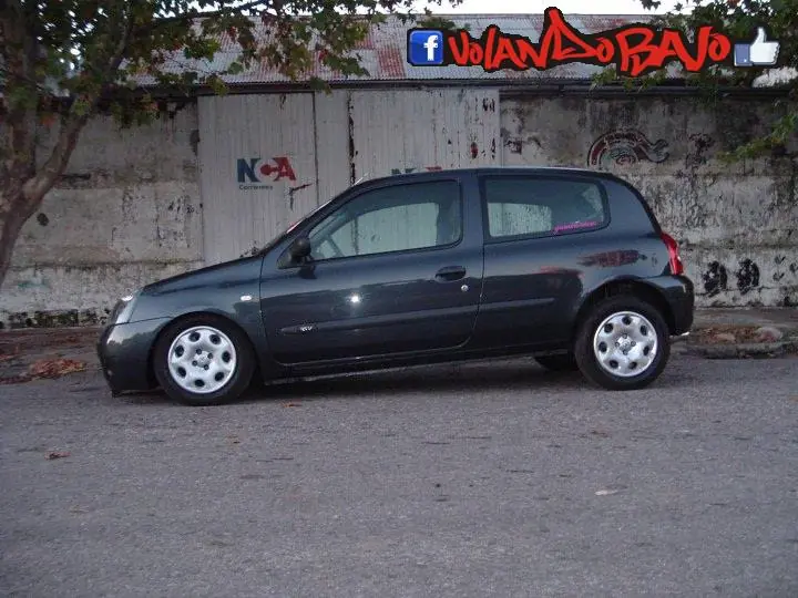 volando bajo,autos al piso
