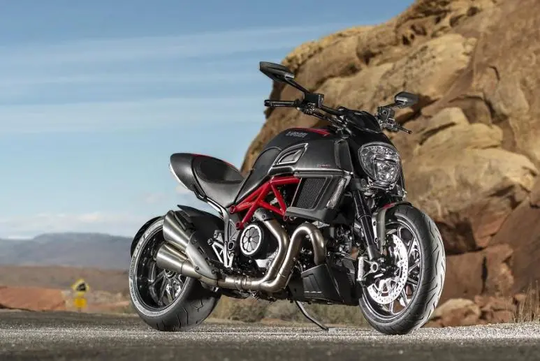 Ducati presentó la nueva Diavel (“diablo”) 2015