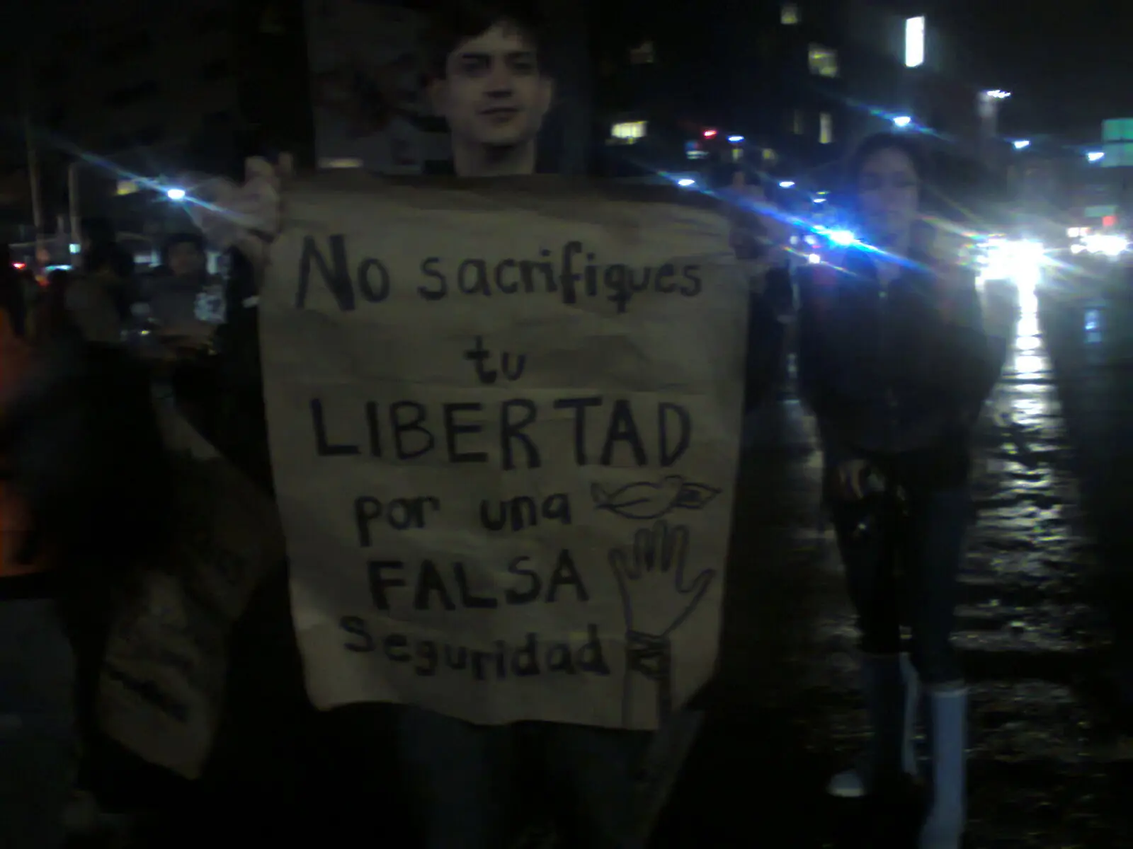 autoritarios