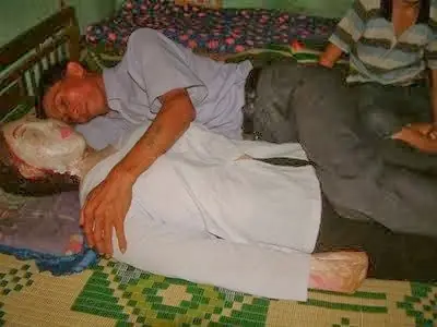 Lleva 5 años durmiendo con el cadáver de su esposa