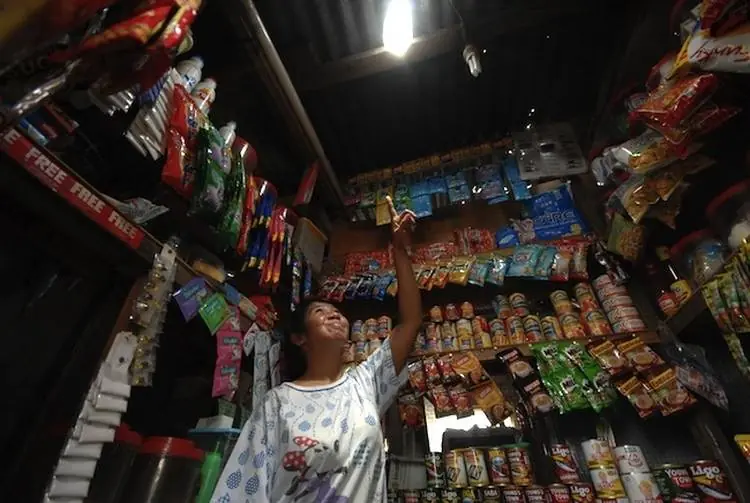 hacer una botella de luz solar