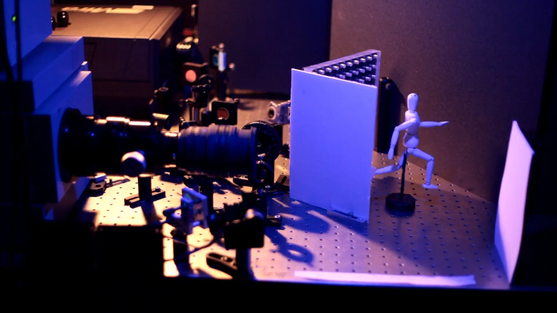 Una cámara que ve a la vuelta de la esquina