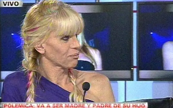 Travesti argentino embarazó a su amiga para ser madre