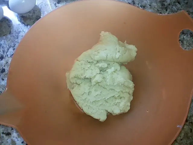 Deliciosos profiteroles con helado
