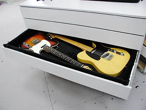 Como preparar un mueble para tu guitarra + yapa