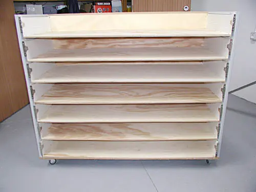Como preparar un mueble para tu guitarra + yapa