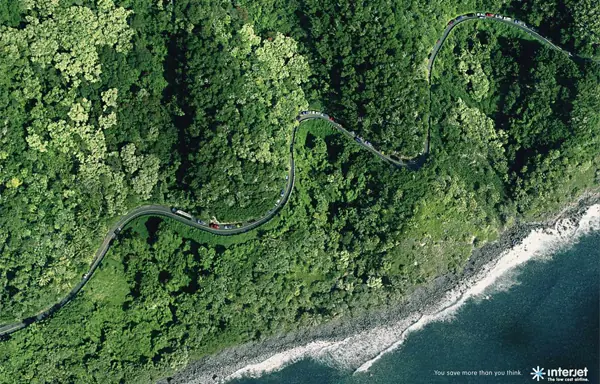 20 Fotos que usan Photoshop en anuncios de lineas aereas