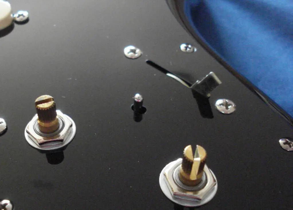 Construyendo la Black Strat de David Gilmour (1)