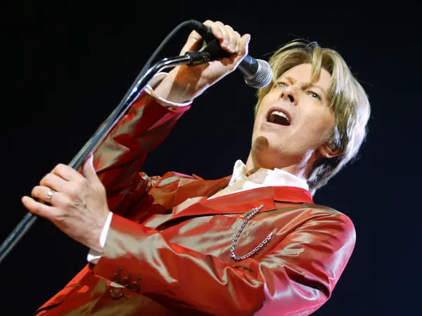 David Bowie: primer disco en una década
