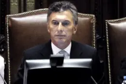firmas para revocar el mandato de Macri