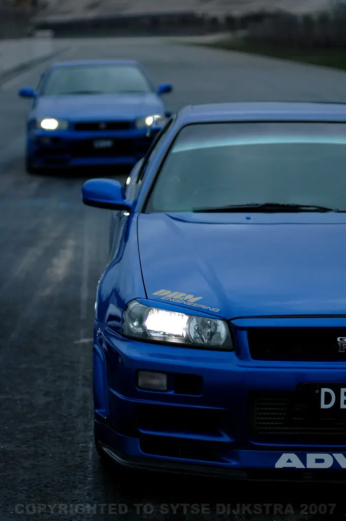R33