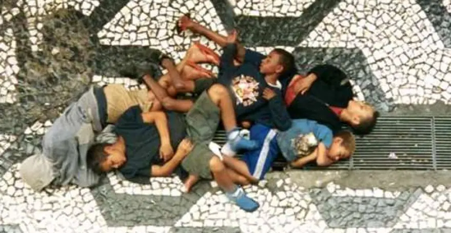 En Brasil matan a los niños de la calle, por el mundial