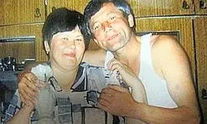 mujer despierta durante su funeral y luego muere