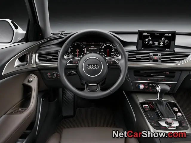 Audi A6 Allroad 2013