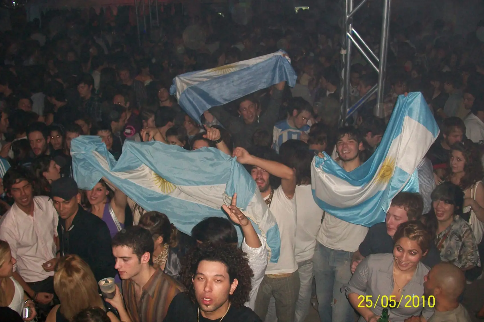 Fiestas Patrias.. El Esfuerzo detrás de una Fiesta nocturna