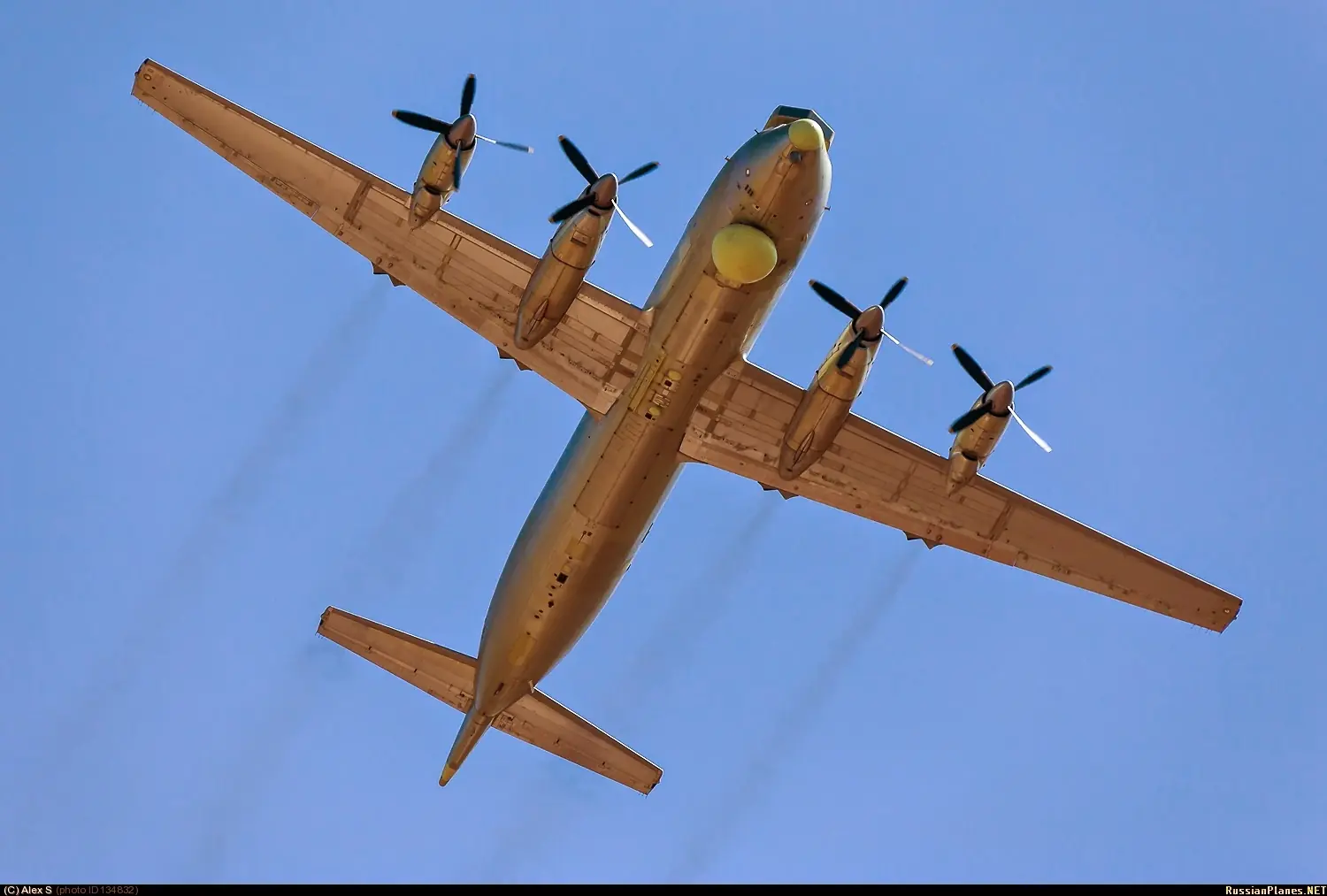 Llega el tercer Il-38N a la Armada India