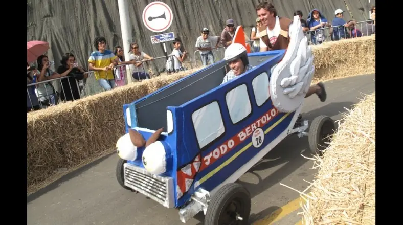 Red Bull Autos Locos por primera vez en Perú