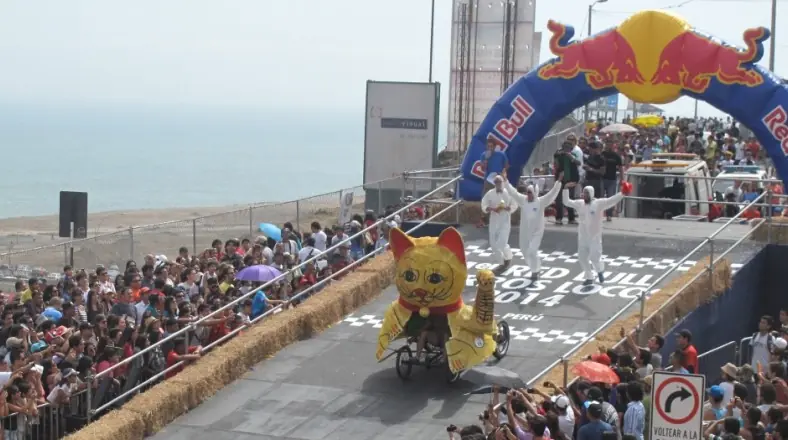 Red Bull Autos Locos por primera vez en Perú