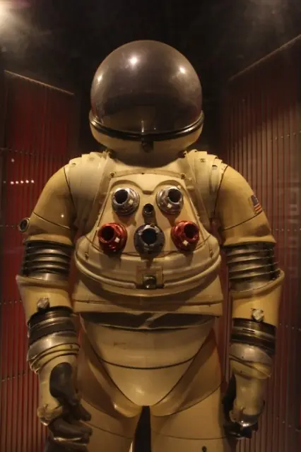 NASA: por qué el último traje espacial es horrible