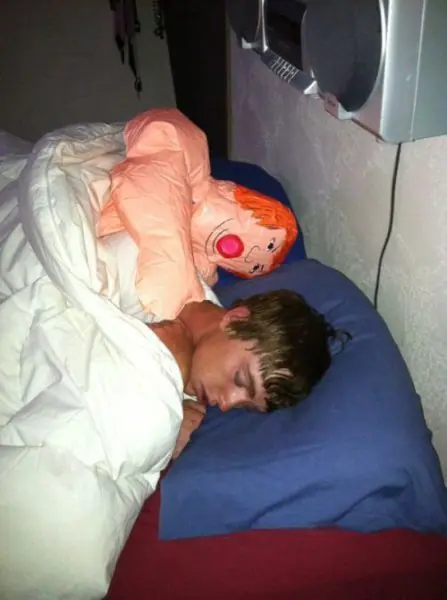 Borrachos con los peores amigos del mundo