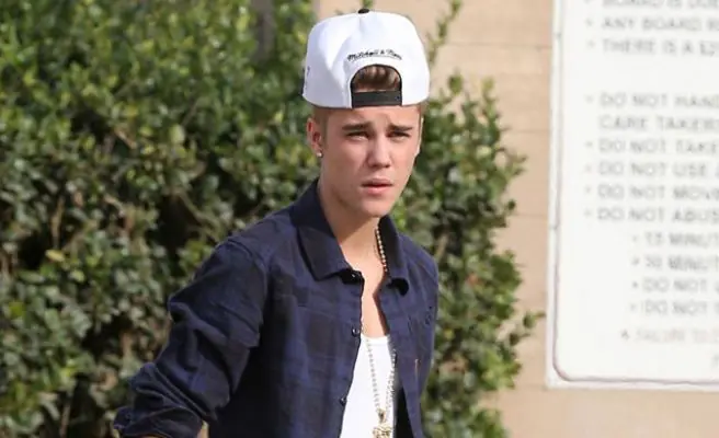 'Torturan' a alumnos con música de Bieber