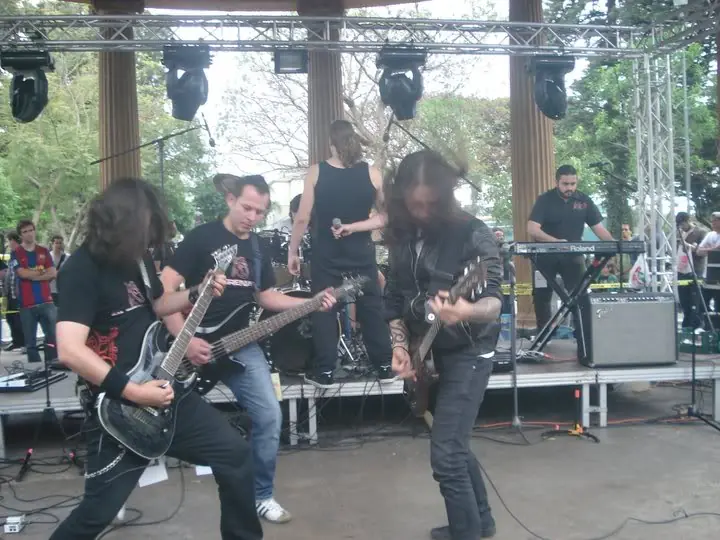 metal en costa rica