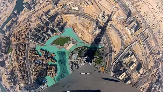 Visita el Burj Khalifa por dentro y fuera con Google