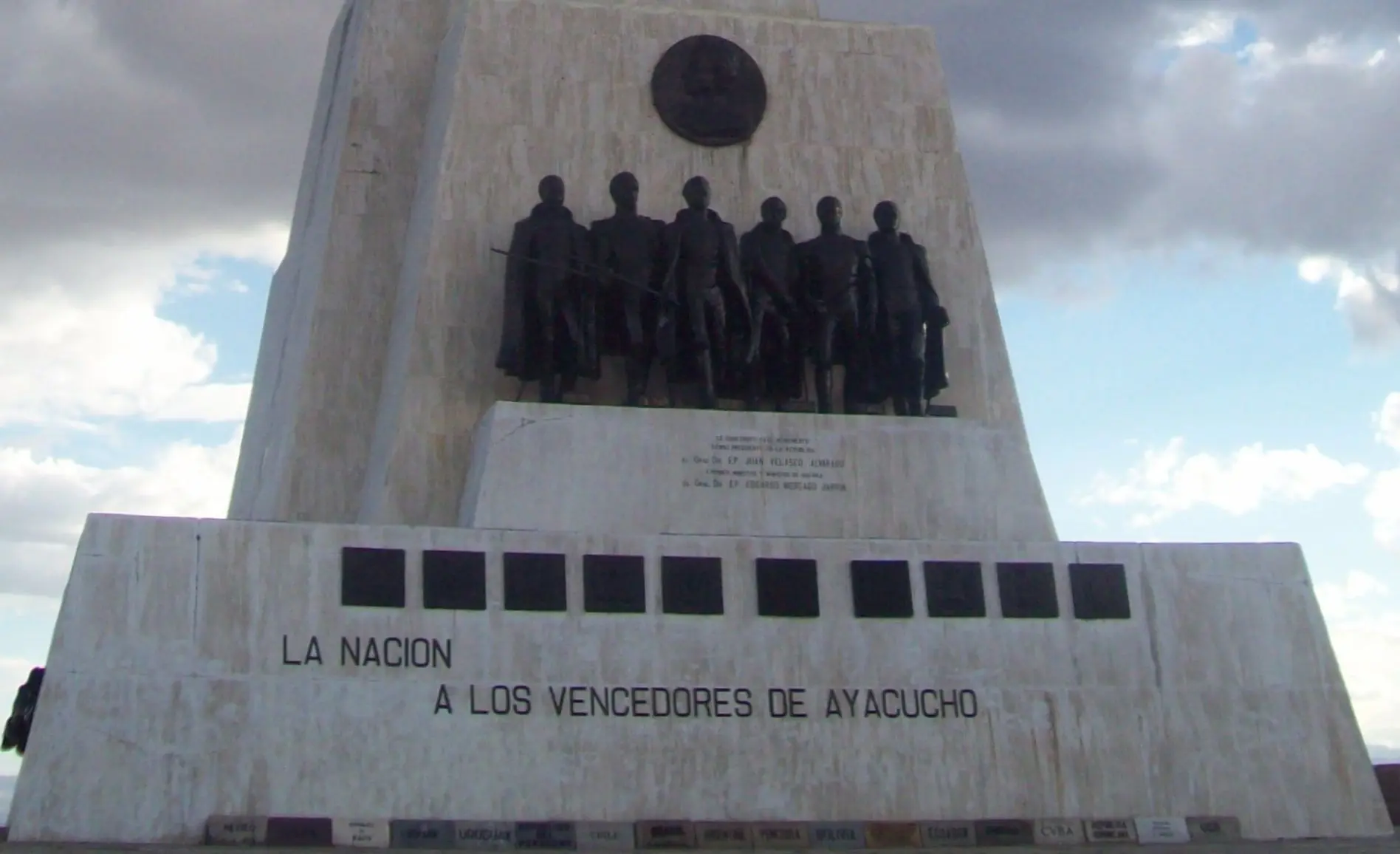 La Batalla de Ayacucho, fin del dominio colonial español