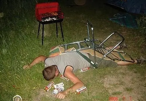 Lo que sucede cuando te pasas de tragos ¿te ha sucedido?