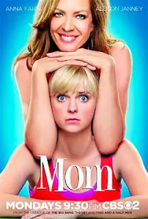 Mom: ¿Una sitcom biológica o de alquiler?