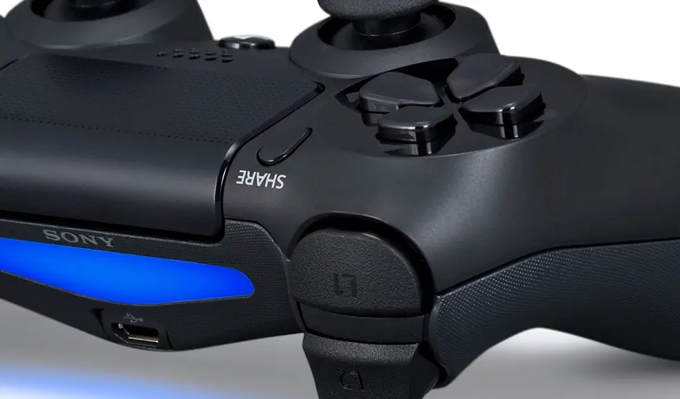 Las luces del DualShock 4 si sirven para algo