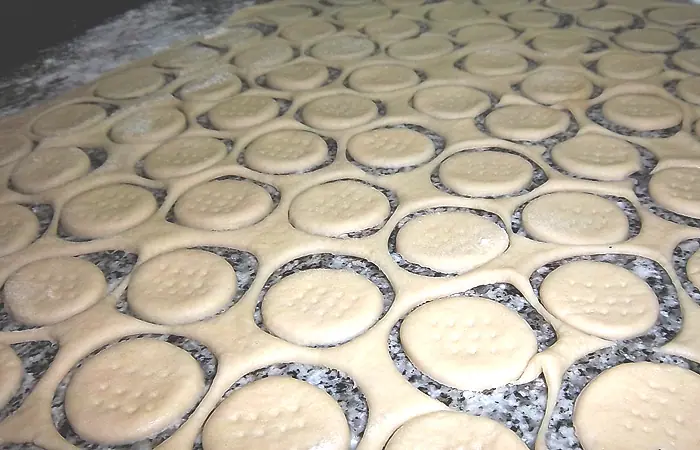 Sabado a la tarde...sale...Bizcochitos Caseros...
