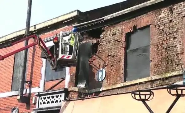 Quita el ladrillo y se cae todo el edificio