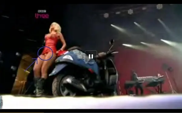 lady gaga es hermafrodita !!!