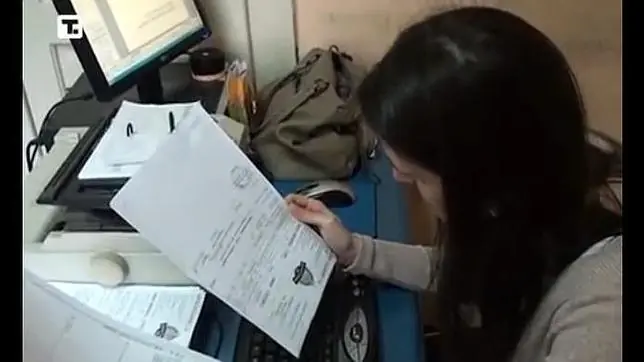 El increíble caso de la mujer que lo ve «todo al revés»
