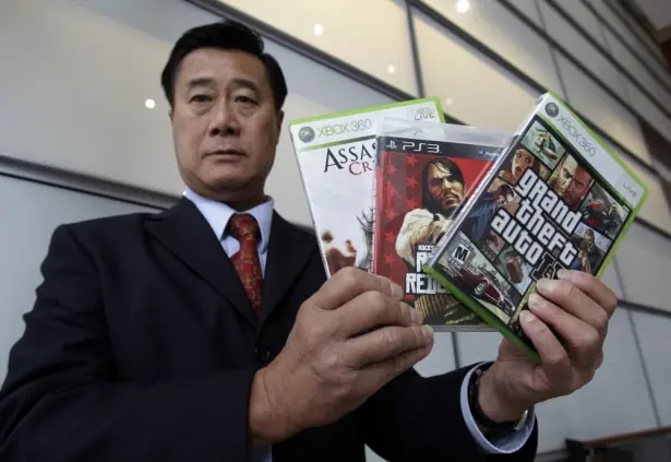 Detractor de los videojuegos arrestado por tráfico de armas